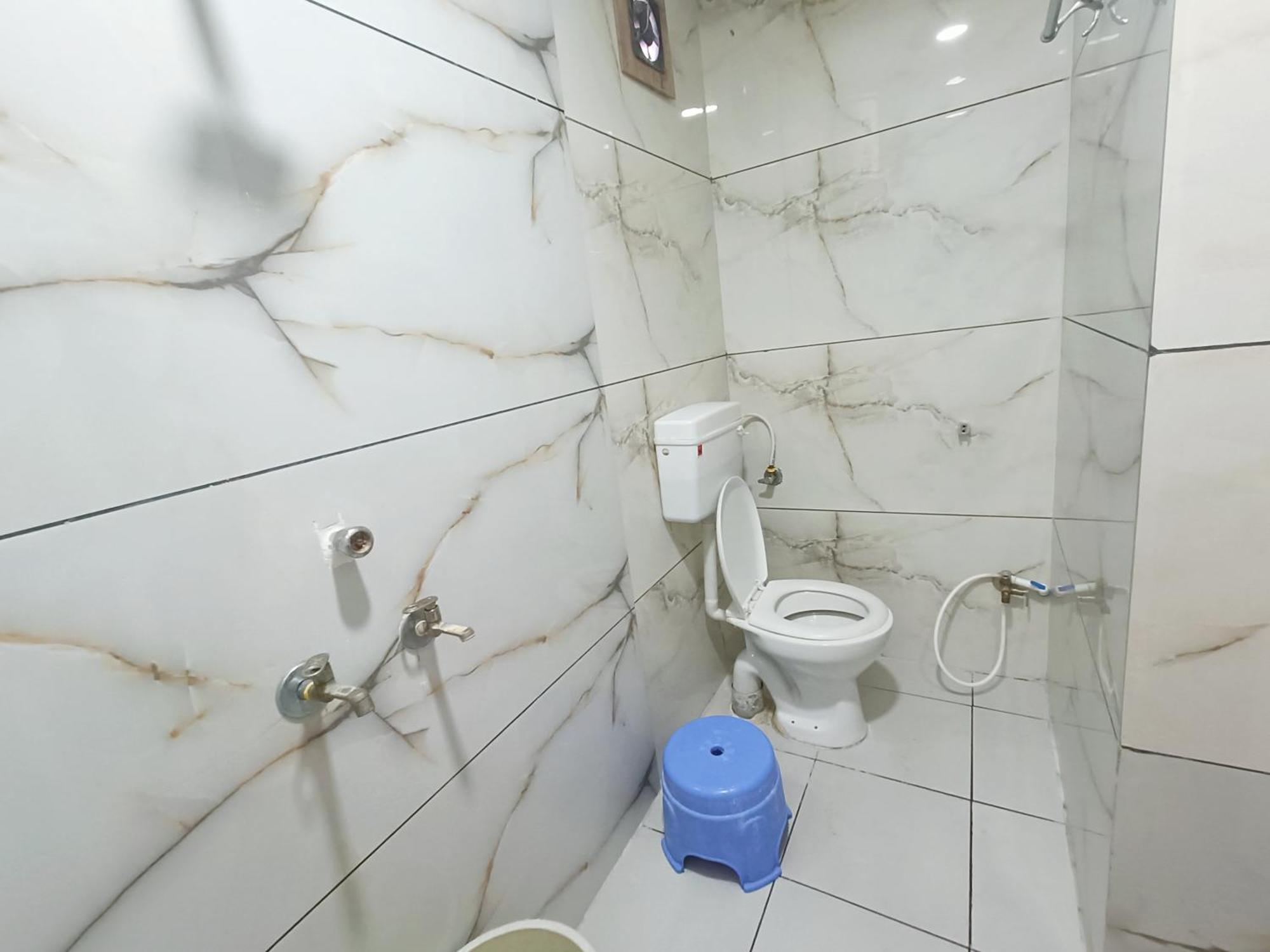 Treebo Yatri Grah Kshipra T Hotel Ujjain Esterno foto